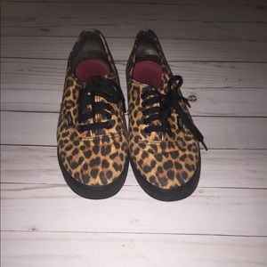 Vans cheetah print sneaker